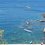 Sea Aspra Bed and Breakfast